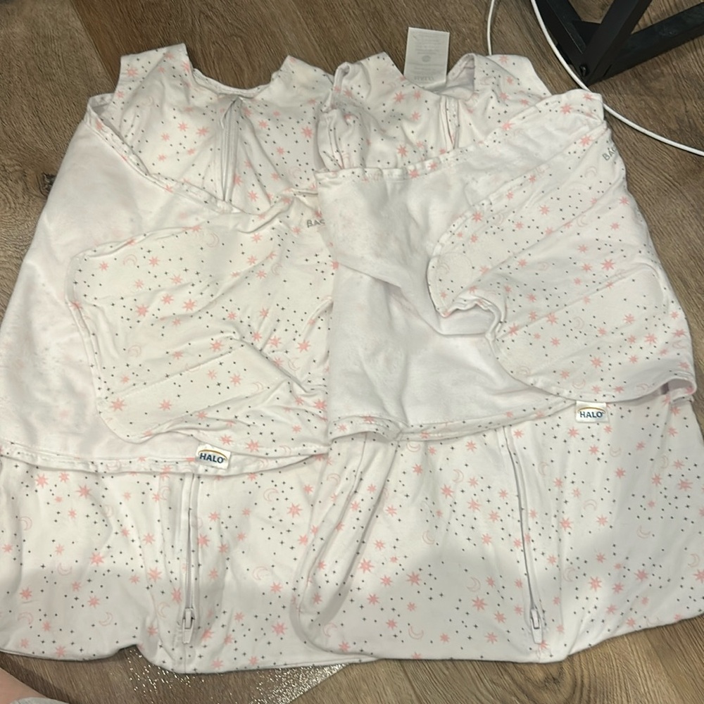 Lot of 2 Halo Sleep Swaddle sacks for Newborn